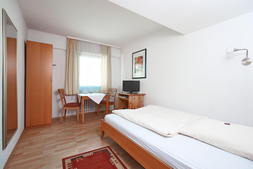 Gasthof Riedsee Stuttgart Room photo